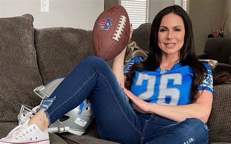 kendra lust